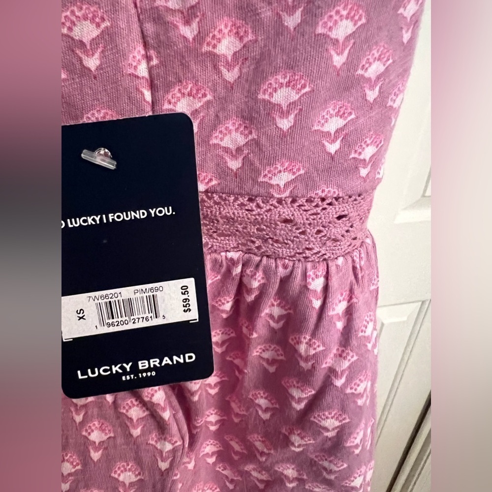 NWT Lucky Brand Women's Geo Lace Trim V-Neck Ruffle Hem Cotton Top Size XS - Picture 9 of 10